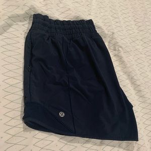 Lululemon High Rise Hotty Hots Tall Navy Blue 10